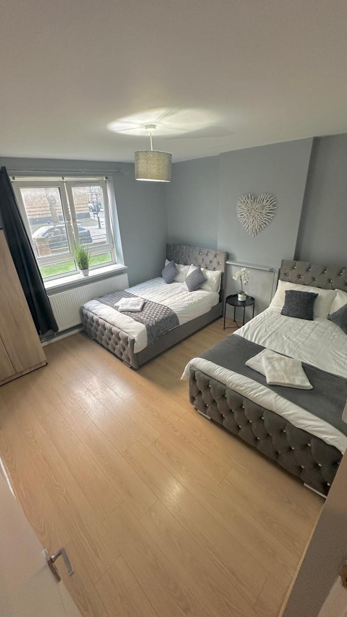 1 Bedroom Flat In Whitechapel, 伦敦 外观 照片