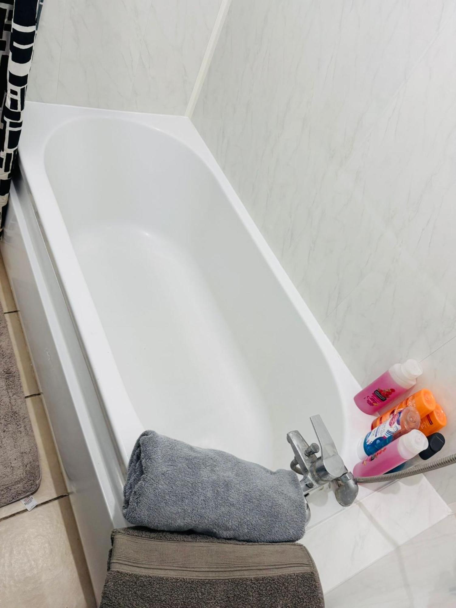 1 Bedroom Flat In Whitechapel, 伦敦 外观 照片